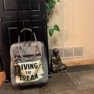 Mona B Rollar Suitcase❤️